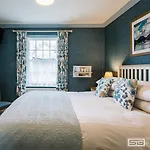 Three Shires بيت ريفي 4*