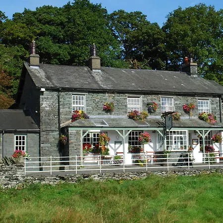 Three Shires 4*